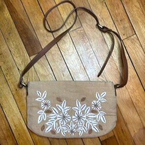 Chico’s Tan and White Canvas embroidered beaded shoulder bag purse